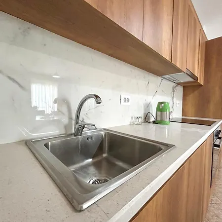 Sea View Azure Horizon Living Apartment